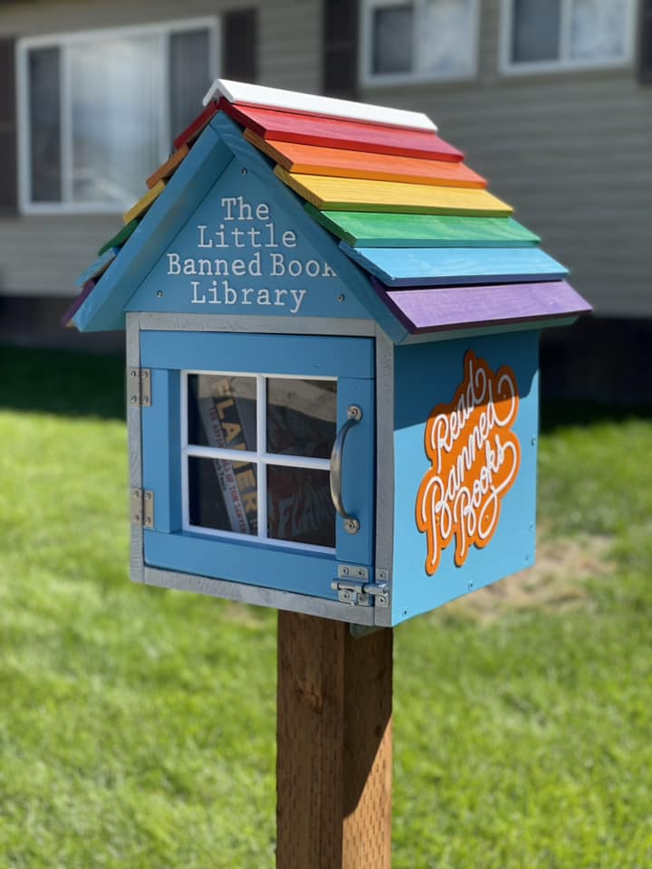 Interactive Map Combines Banned Book Data and Little Free Library Locations